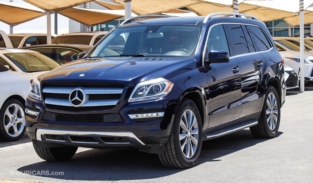 Mercedes-Benz GL 450 4 Matic، One year free comprehensive warranty in all brands.