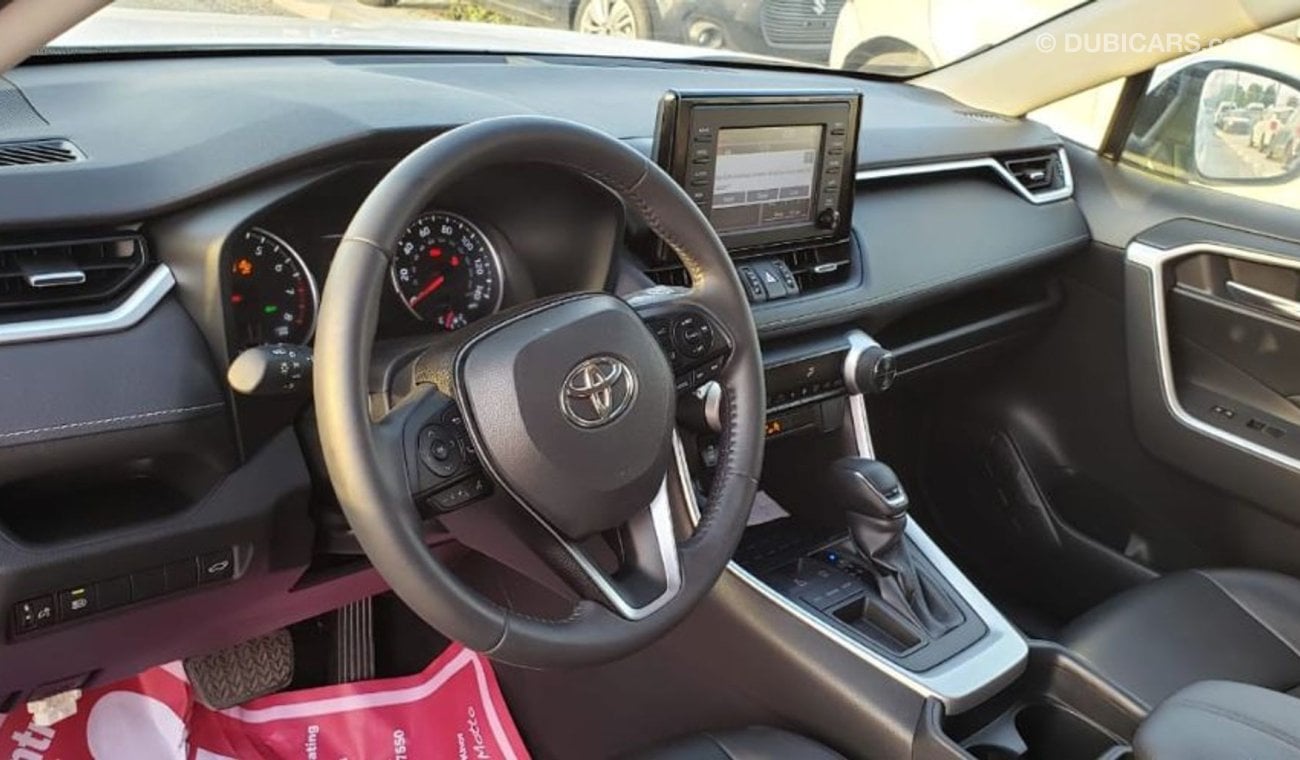 Toyota RAV4 TOYOTA RAV4 2019 XLE - FULL OPTION - PUSH START - SUNROOF