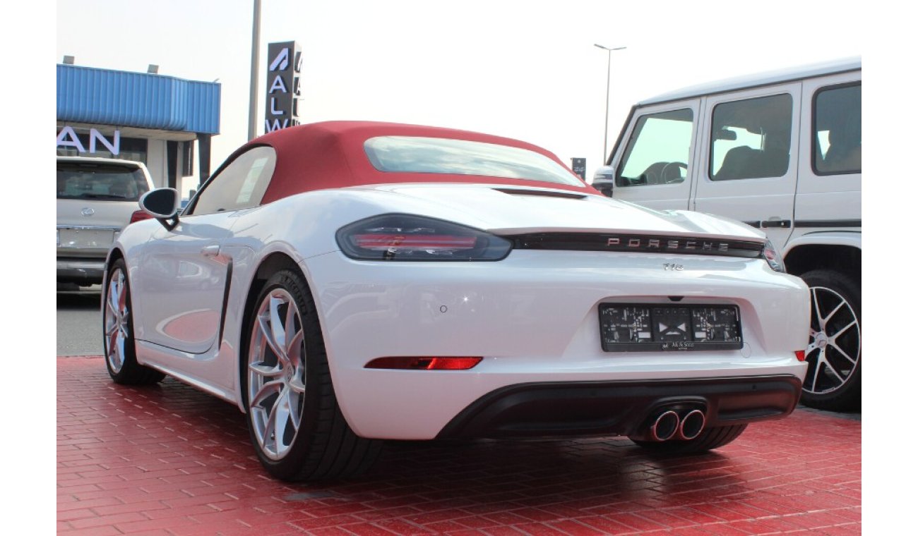 بورش بوكستر 718 (2022) V4 2.0L CONVERTIBLE, GCC, UNDER WARRANTY FROM LOCAL DEALER