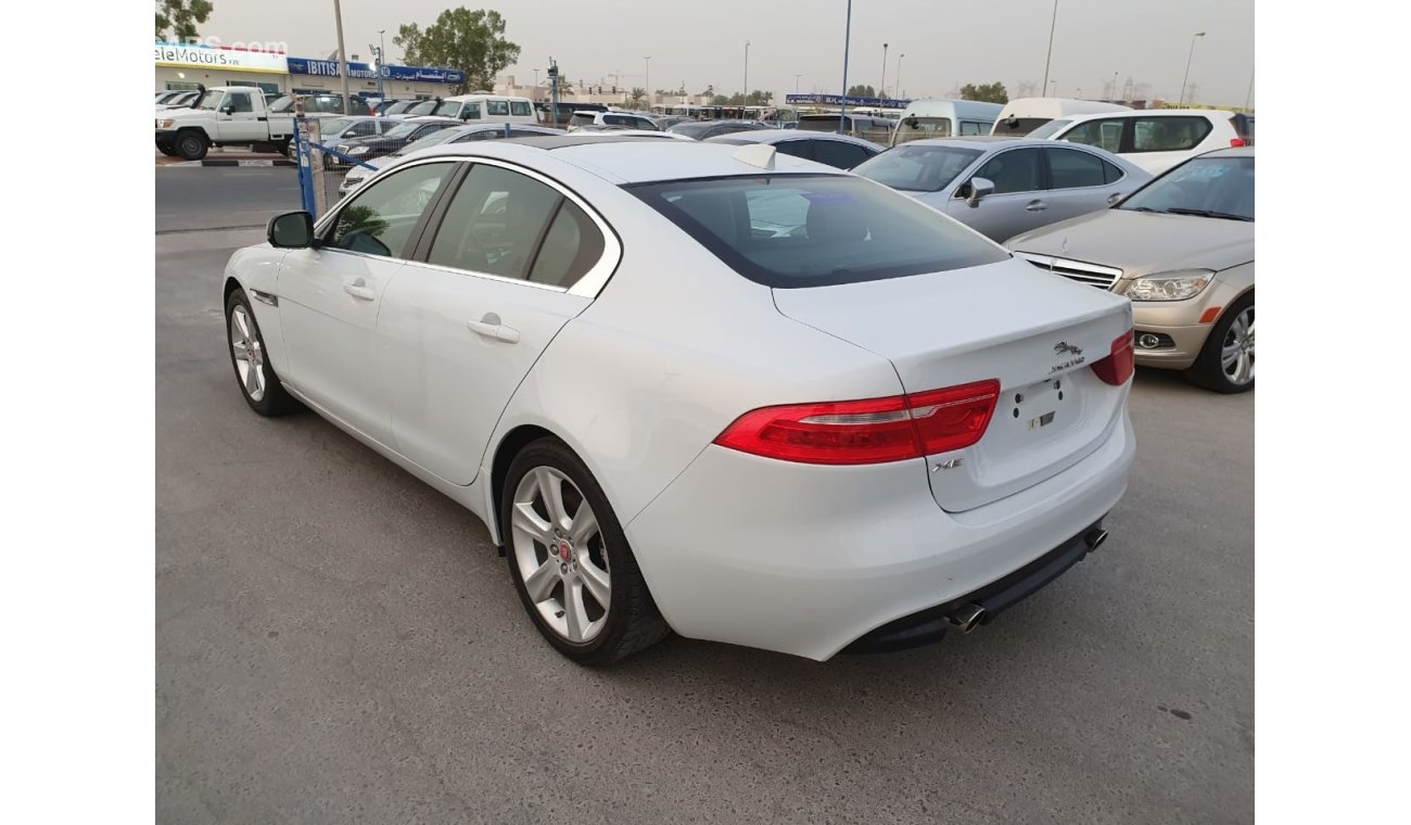 جاغوار XE Jaguar XE