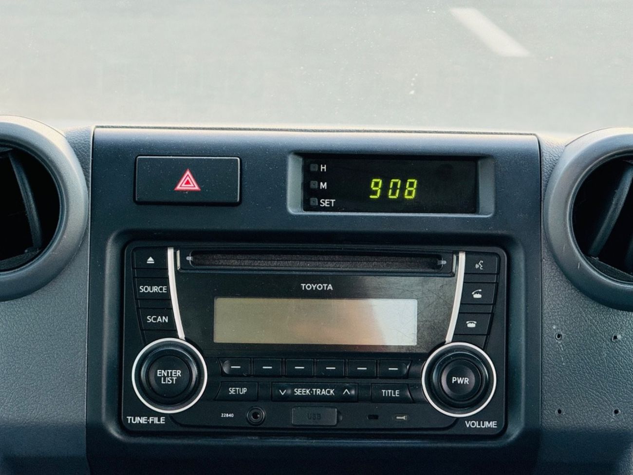 Toyota Land Cruiser Pick Up Land Cruiser pick up v8