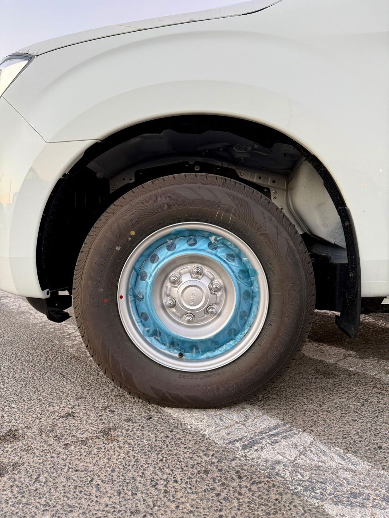 Isuzu DMax ISUZZ -D-MAX - SiNGLE CAB - 4x2 - 1.9L - DiESEL - WHITE