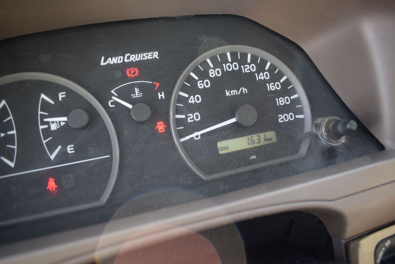 Toyota Land Cruiser Pick Up Toyota Landcruiser S/C Pick Up LX, Diesel, Model:2025