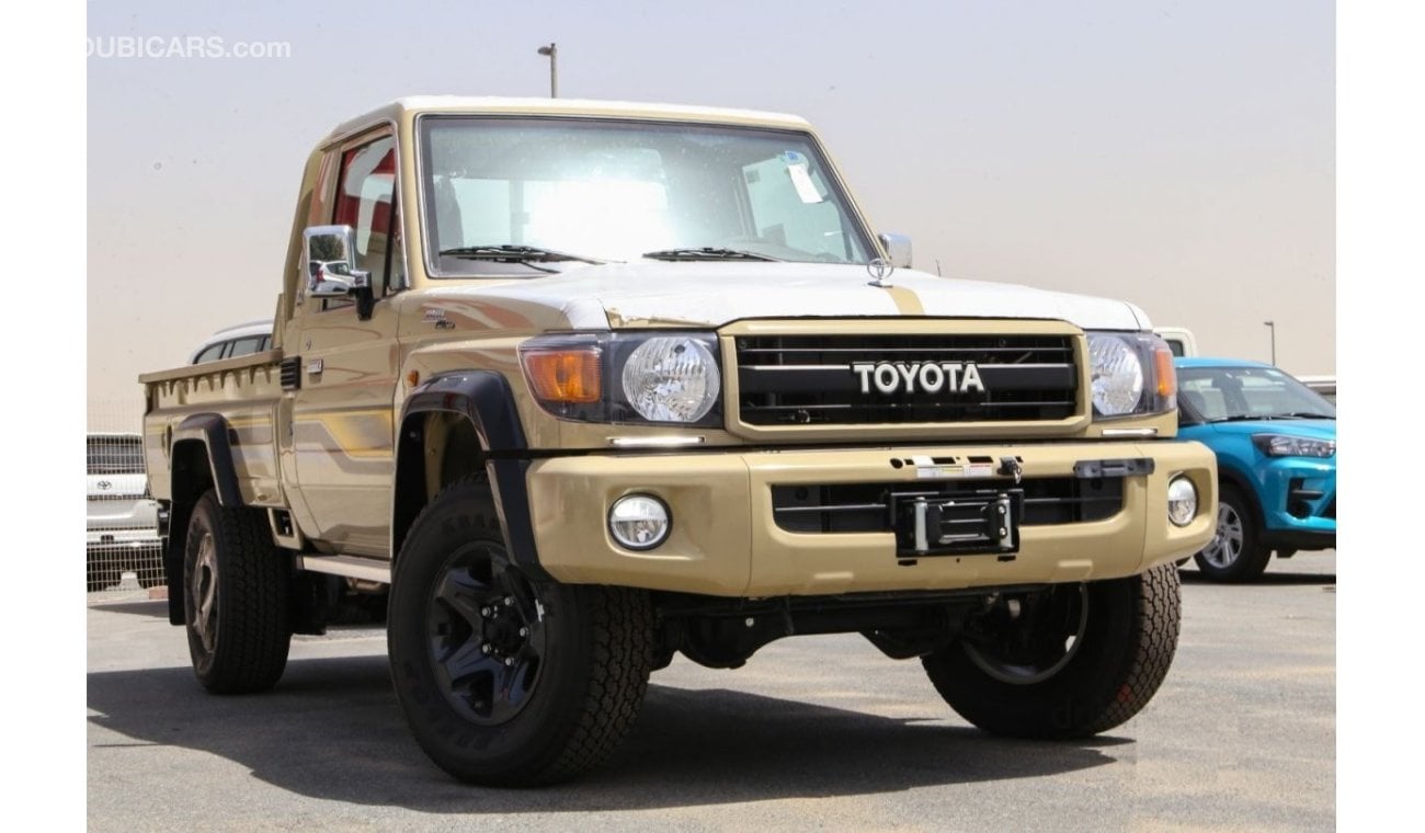 Toyota Land Cruiser Pick Up single cabin 4.0L V6 full option (70th anniversary)