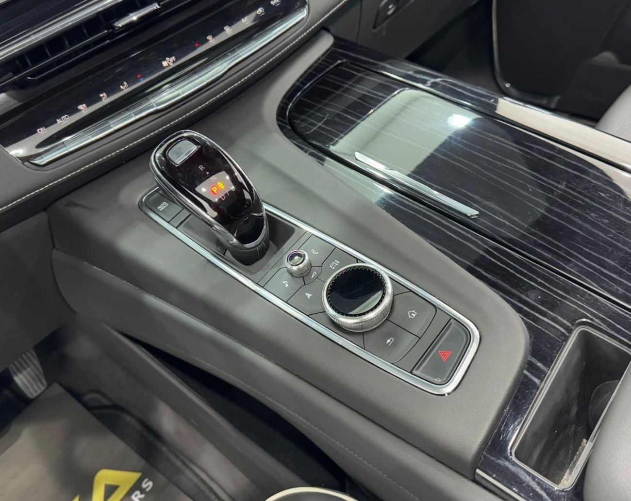 Cadillac Escalade Sport 6.2L 4WD 2023 Cadillac Escalade Sport Luxury, Agency Warranty And Service Pack, Full Service H