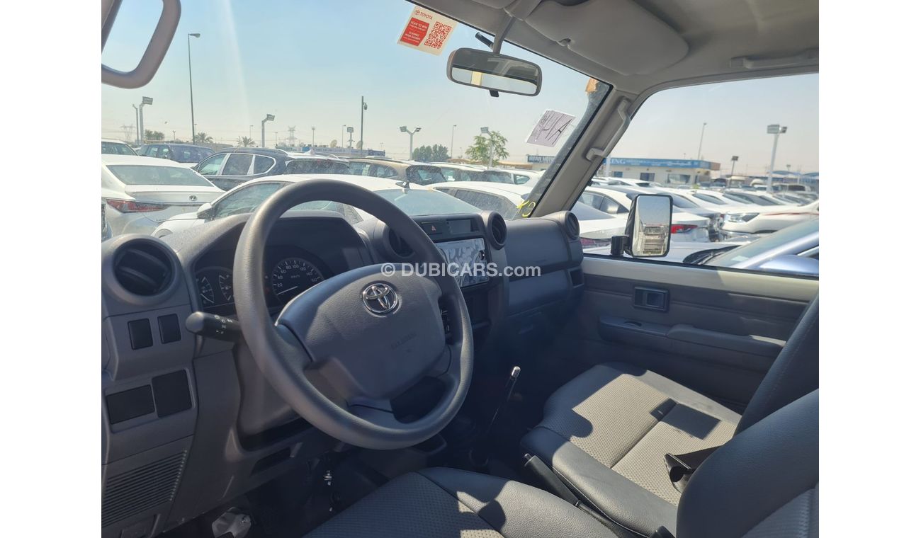 Toyota Land Cruiser Pick Up 2023 Toyota Land Cruiser Pickup Single Cab 4.0L V6