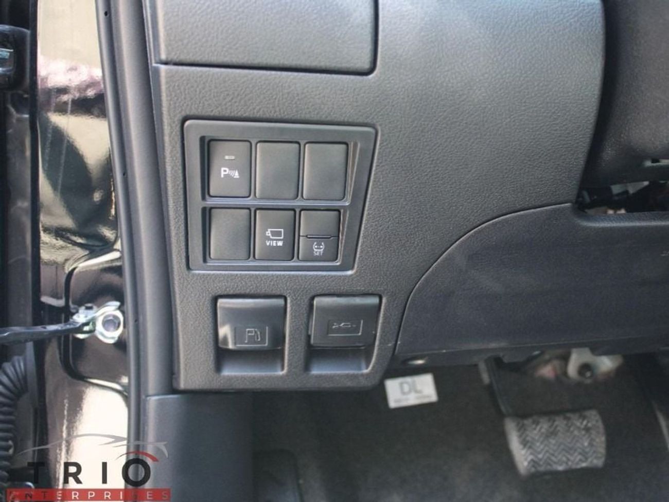 Toyota Hilux Adventure 4.0L TOYOTA HILUX ADVENTURE - 4.0L - PET - AT - 2025 MY