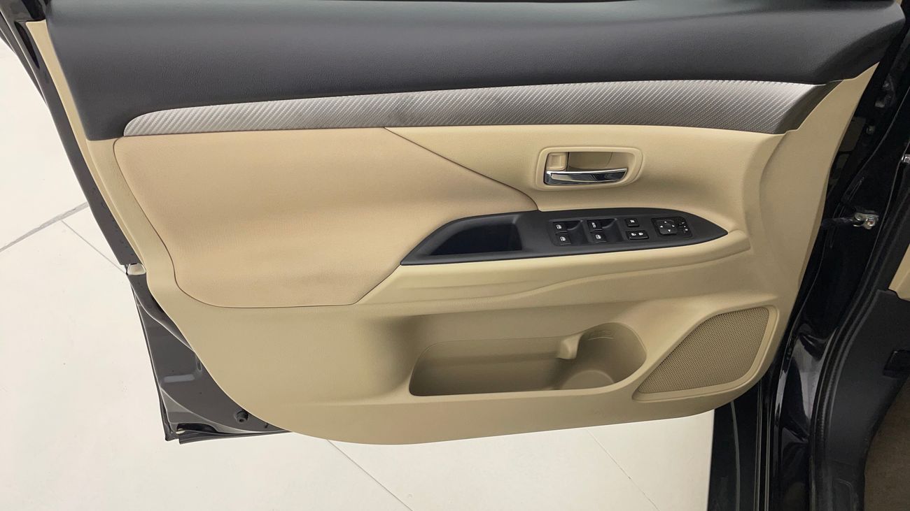 ميتسوبيشي آوتلاندر GLX HIGHLINE 2.4 | بدون دفعة مقدمة | اختبار قيادة مجاني للمنزل