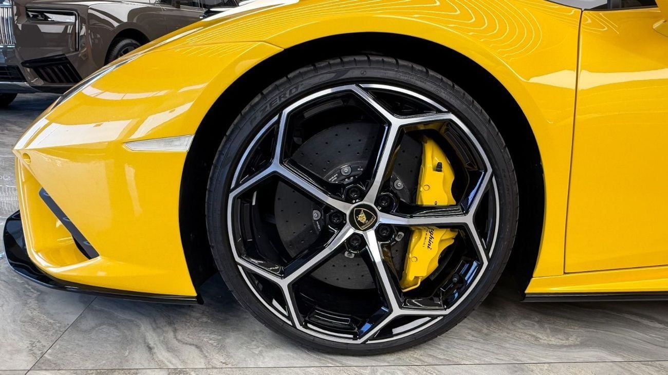 لامبورغيني هوراكان ايفو سبايدر Lamborghini Huracán EVO Spyder – V10 - 2023