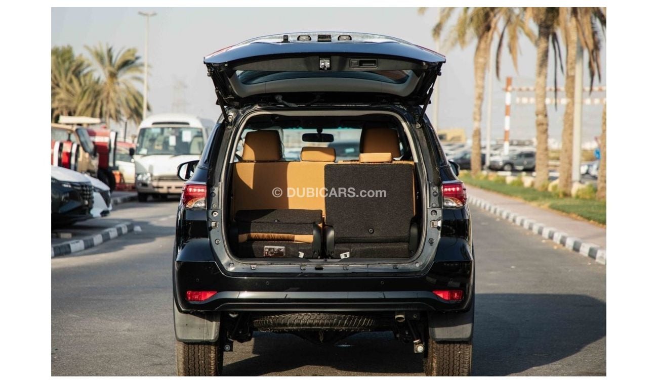 Toyota Fortuner 2023 Toyota Fortuner 2.7 4x4 P AT - Black inside Chamois