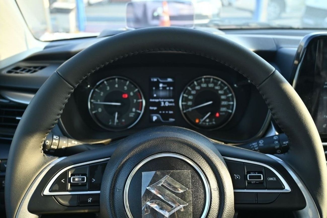 Suzuki Baleno Suzuki Baleno GLX 1.5L Petrol, Hatchback, FWD, 5Doors, Color White, Model 2025