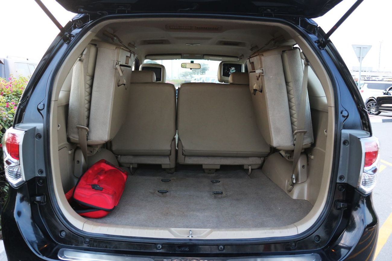 تويوتا فورتونر VXR 4.0L (278 HP)