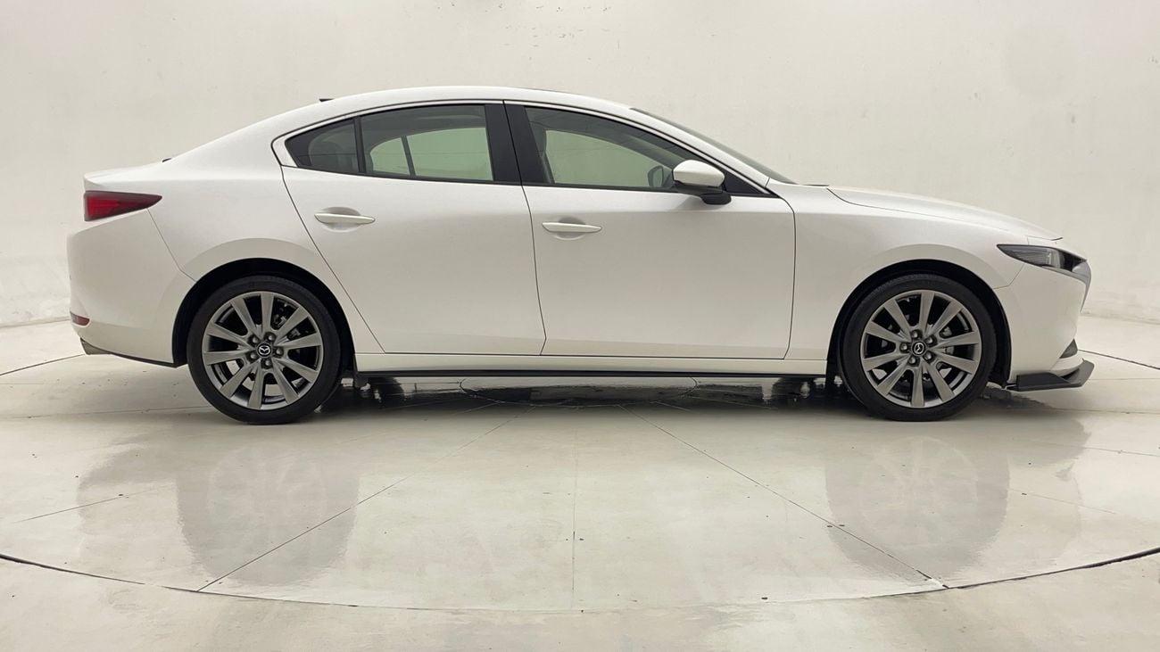 مازدا 3 EVOLVE 2 | بدون دفعة مقدمة | اختبار القيادة في المنزل