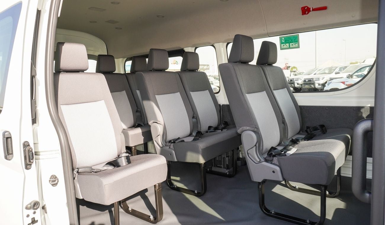 Toyota Hiace 3.5L M/T