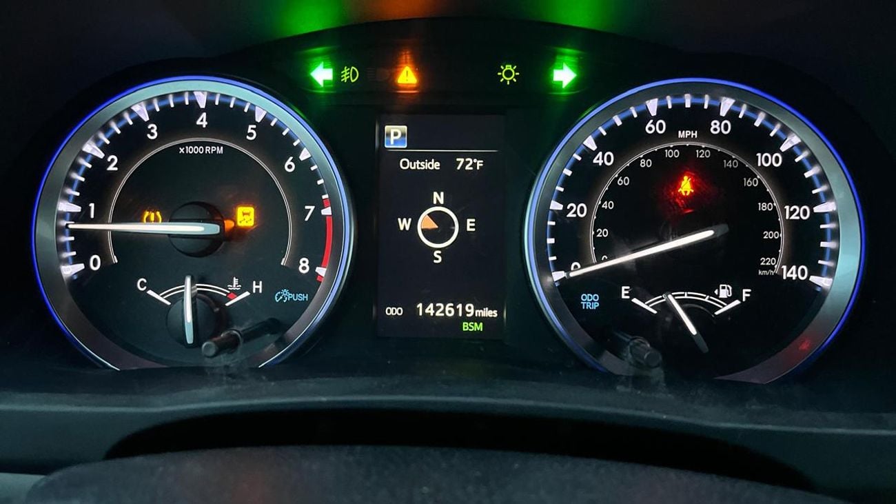 Toyota Highlander 2019 Toyota Highlander XLE 4x4 AWD Full option Sunroof Push Start 7 Leather Seats