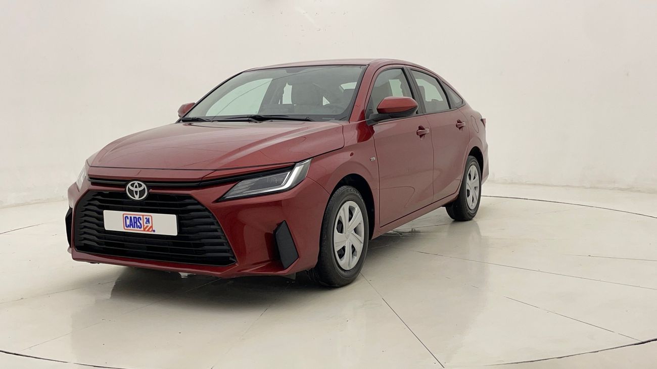 تويوتا يارس E 1.5 | بدون دفعة مقدمة | اختبار القيادة في المنزل