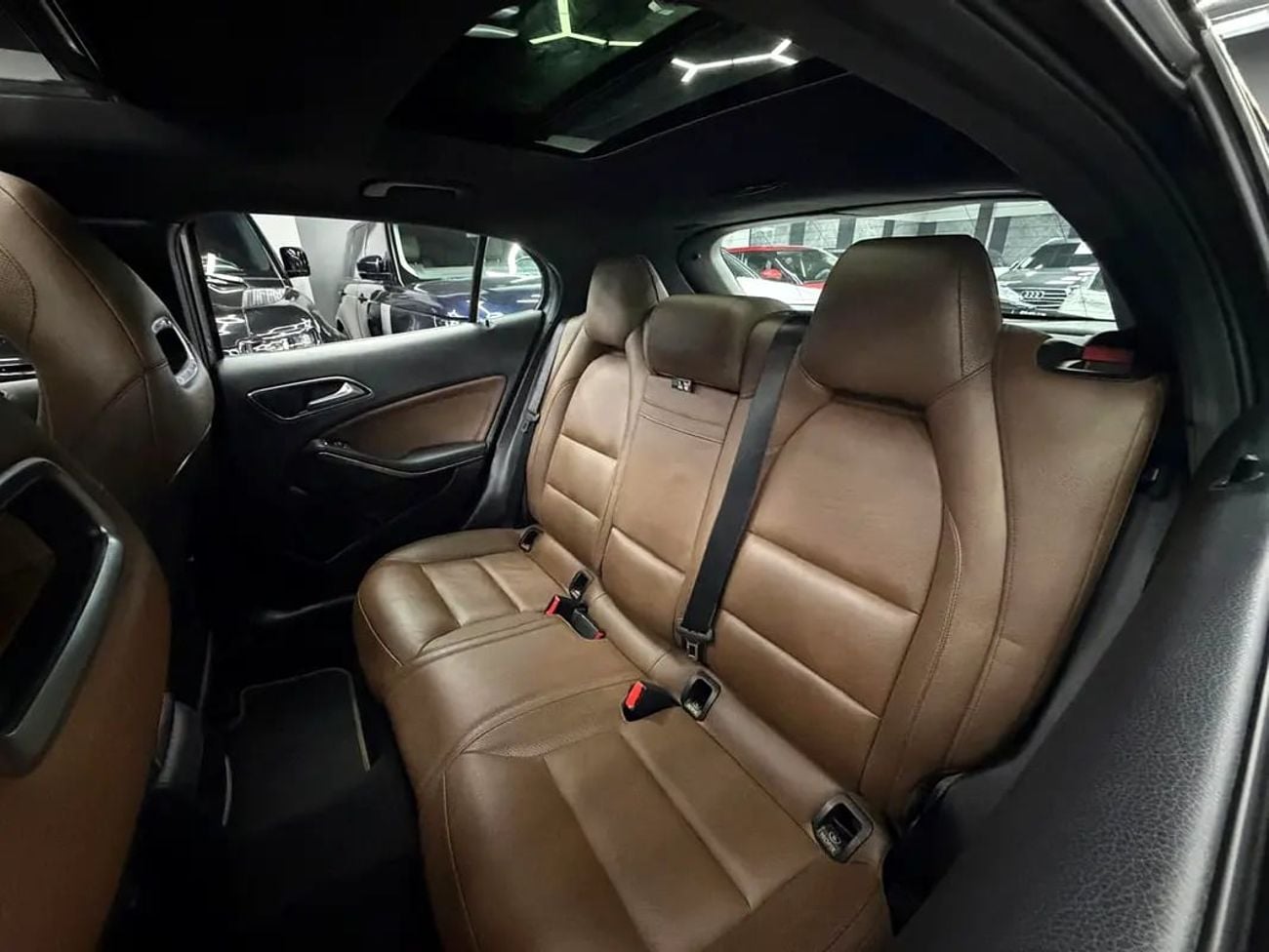 مرسيدس بنز GLA 250