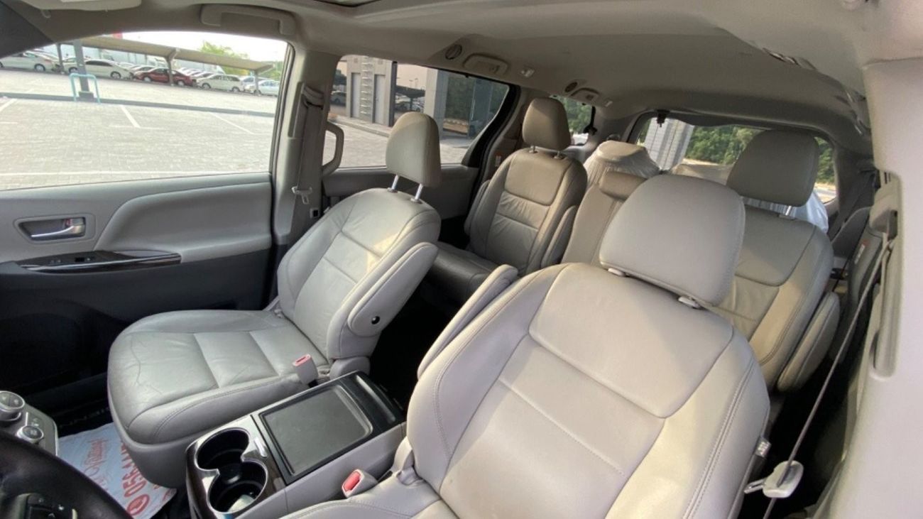 Toyota Sienna XLE, Full Option