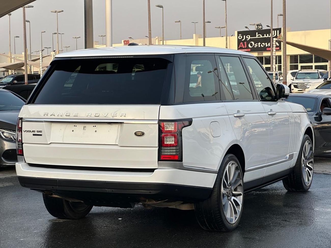 Land Rover Range Rover Range Rover SE_GCC_2015_Excellent Condition _Full option