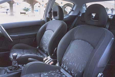 Peugeot 206 interior - Seats