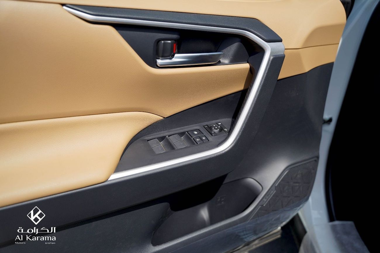 Toyota RAV4 2.0L | XLE | Sunroof | Rear Camera | GCC Specs | All Wheel Drive | Alloy Wheels