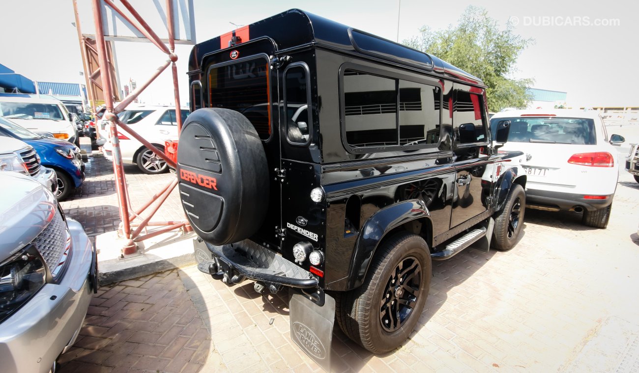 Land Rover Defender