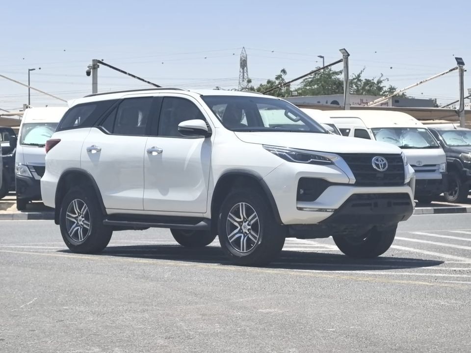 Toyota Fortuner GXR