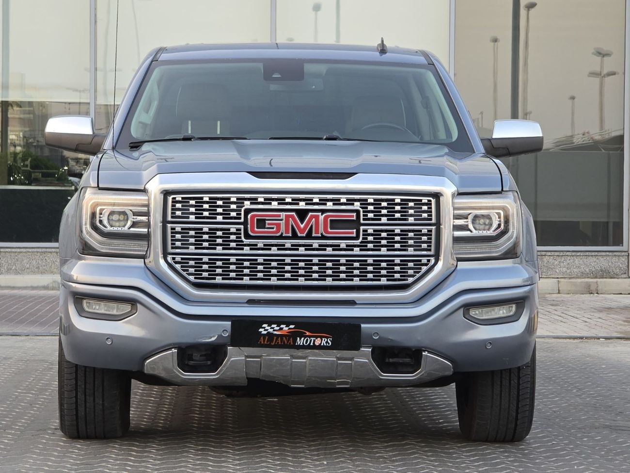 جي أم سي سييرا 1500 Denali 6.2L (425 HP) GMC SIERRA DENALI 2016 GCC 6.2L FULL OPITION // PERFECT CONDITION