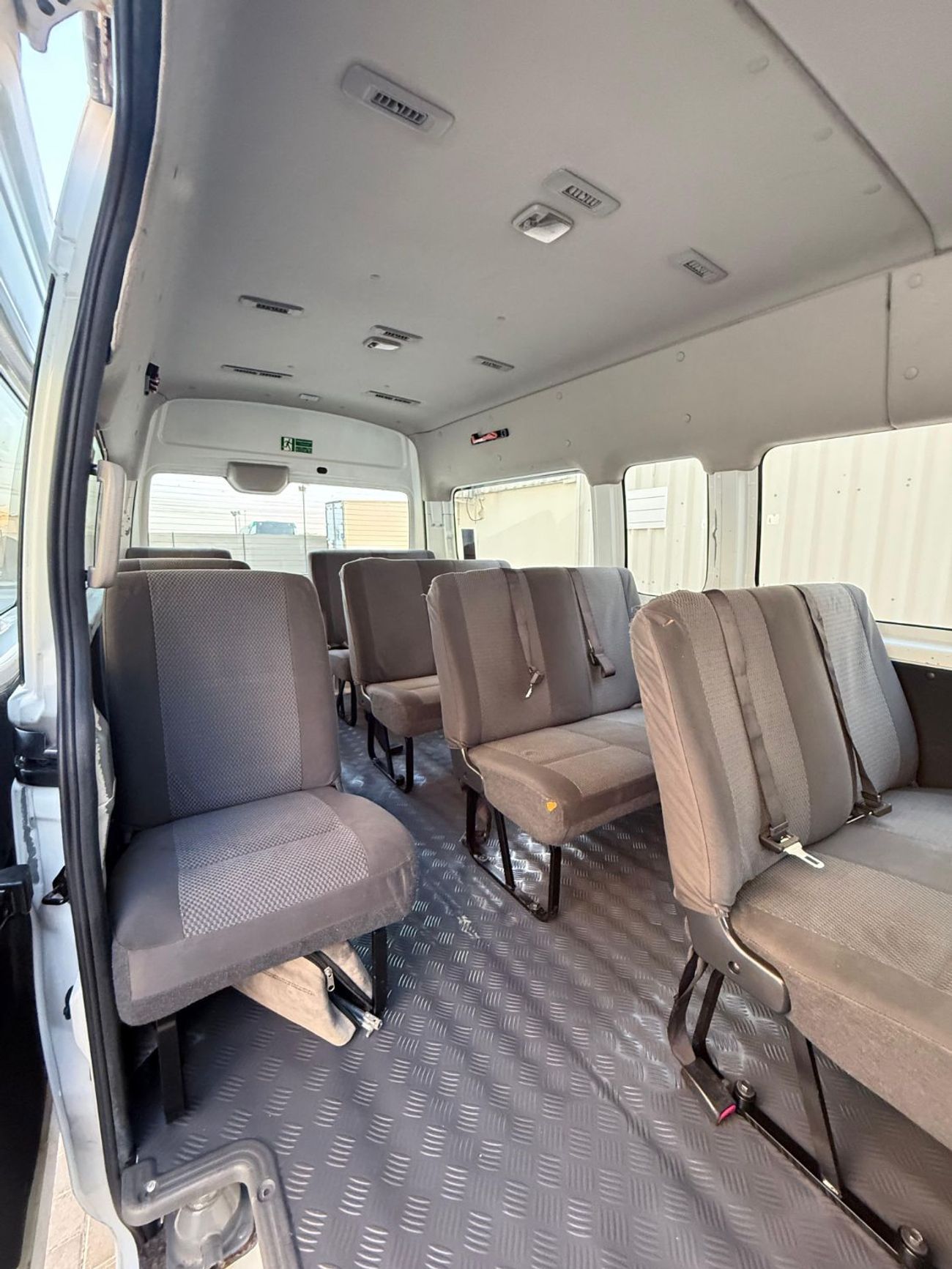 Nissan Urvan Petrol / Excellent