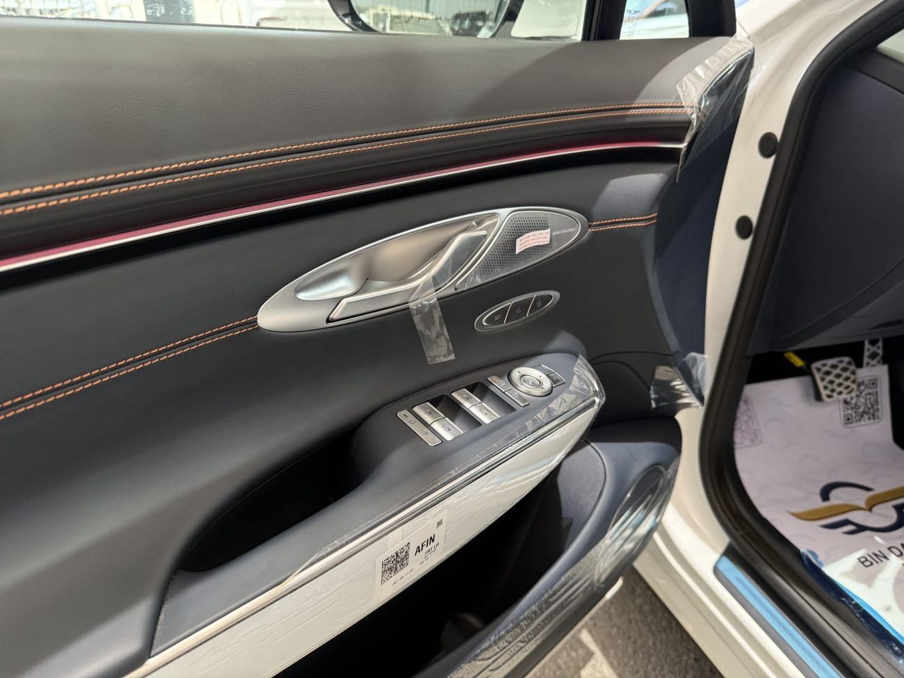 Genesis GV70 ROYAL