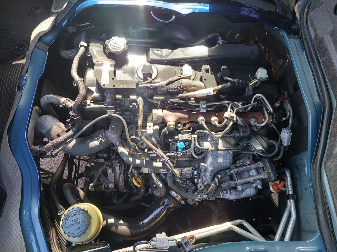 تويوتا هاياس TOYOTA HIACE VAN RHD 2015 MODEL 3.0 L DIESEL AUTOMATIC(PM16253)