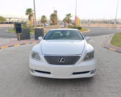 Lexus LS460 LWB 4ST