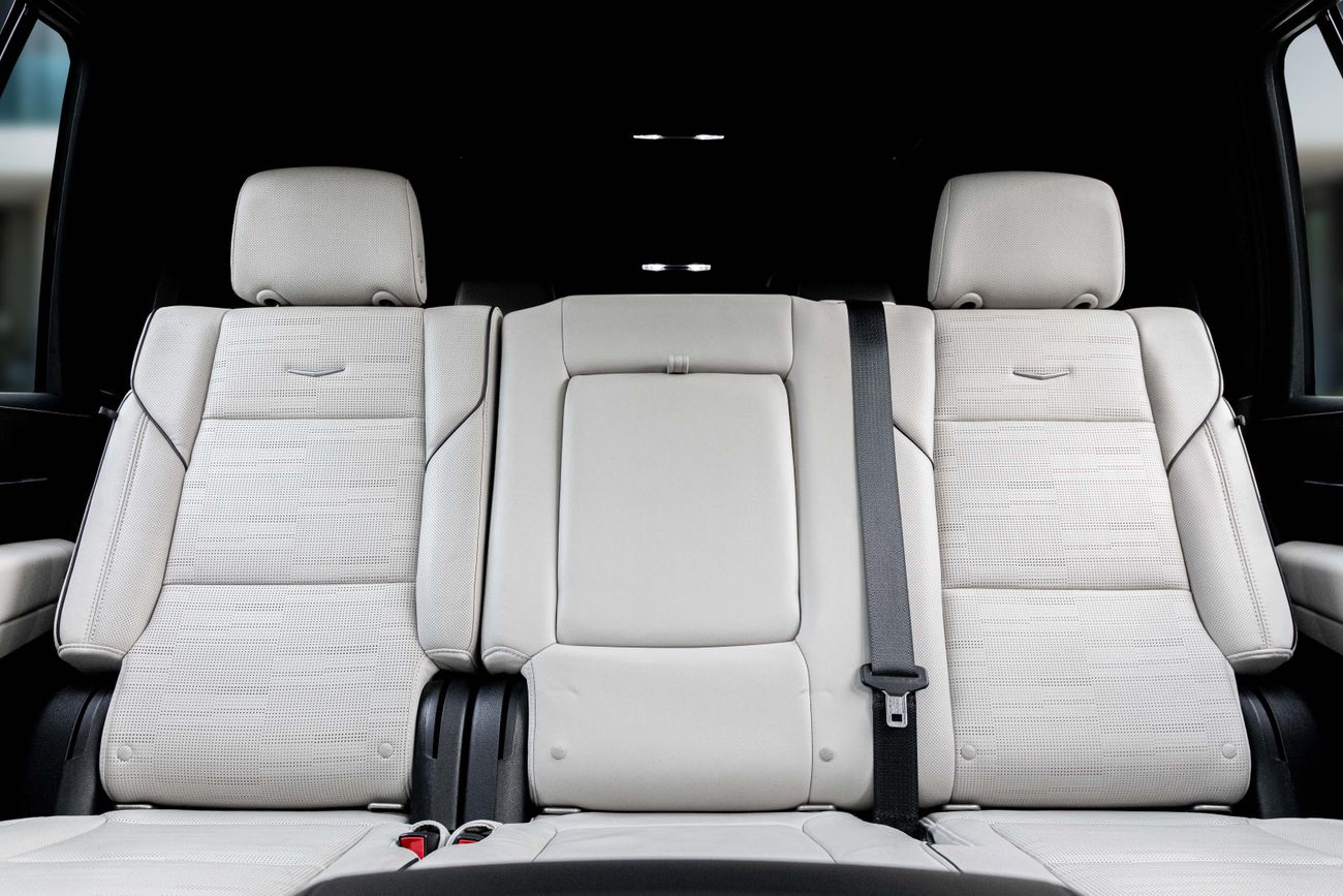 كاديلاك إسكالاد Escalade Sport | 5,875 P.M | 0% Downpayment | Cadillac Warranty + Service Contract! | Ramadan Offer!