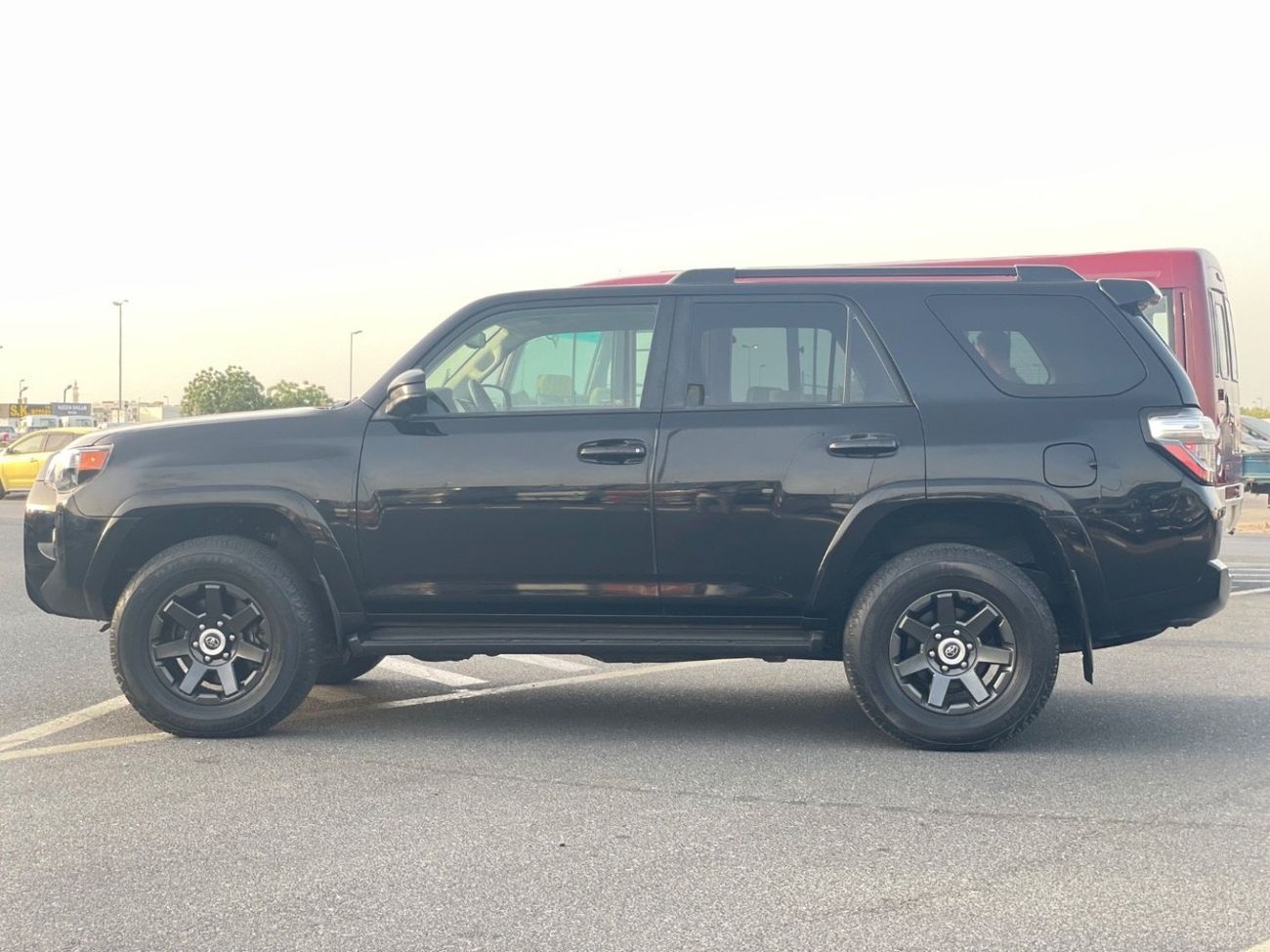 تويوتا Runner4 2021 Toyota 4Runner SR5 – 4x4 AWD – Clean Powerful – Excellent Condition