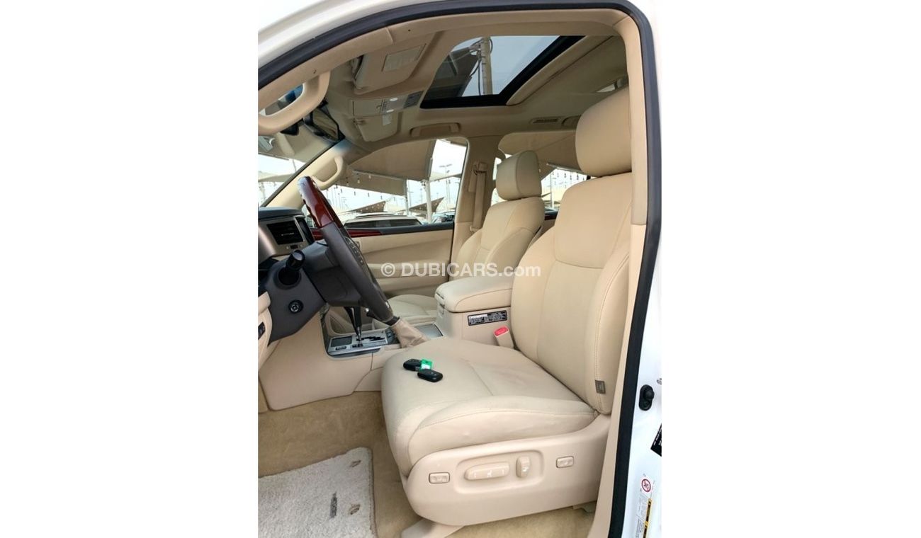 Lexus LX 570