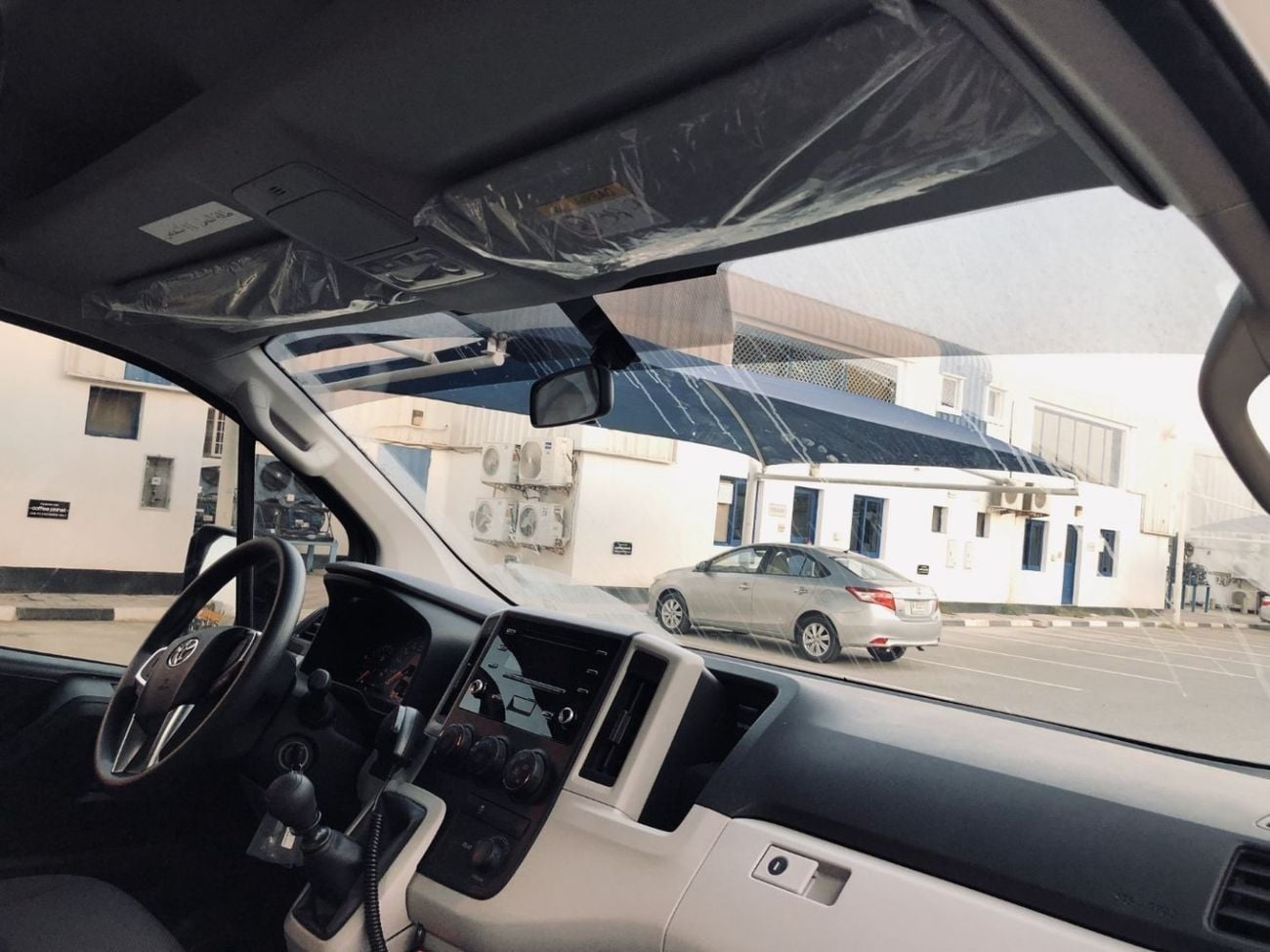 تويوتا هاياس GL DX V6 3.5L Petrol Ambulance Conversion
