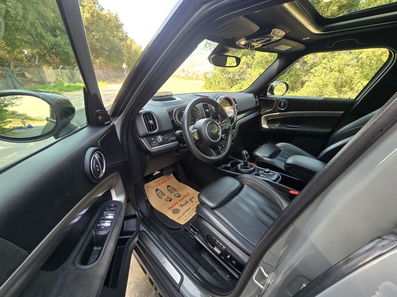 Mini Cooper S Countryman MINI COOPER COUNTRYMAN 2023 GCC //ALL4// ORGINAL PAINT//ACCIDENT FREE//LOW MILEAGE// FULL OPITION