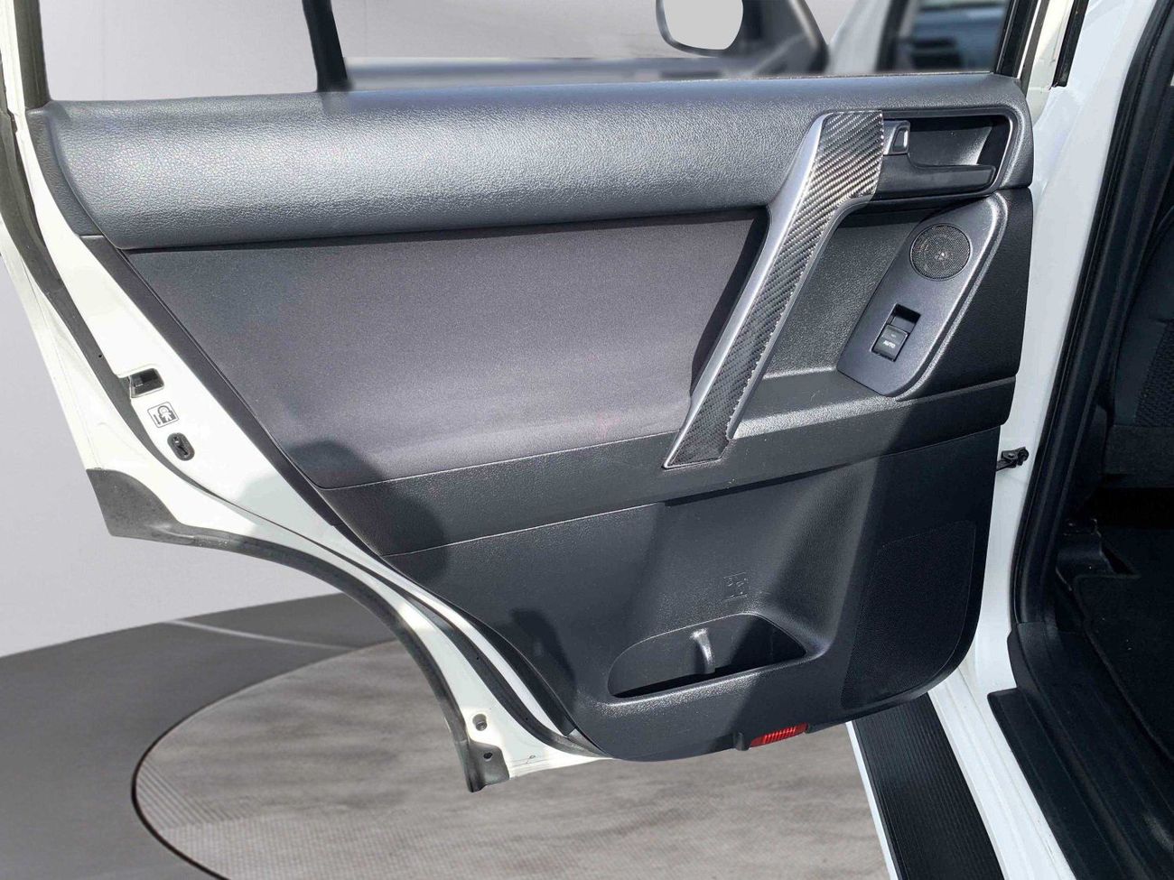 تويوتا برادو 4x4 Diesel Right Hand Drive (Export Only)