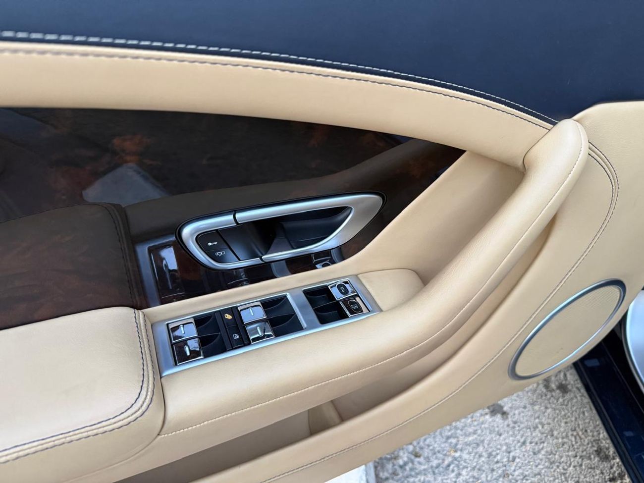 Bentley Continental GT BENTLEY CONTINENTAL GT SPEED V12 2013 GCC IN PERFECT CONDITION LOW MILEAGE SERVICE HISTORY