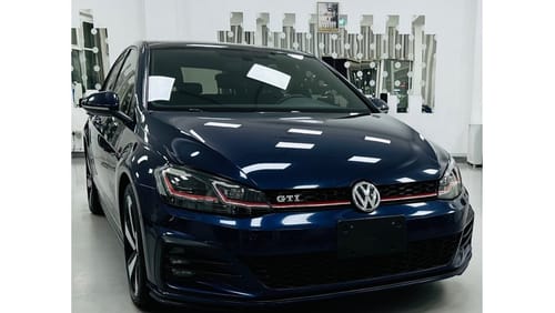 Volkswagen Golf GTI P1 GCC .. Original Paint .. Perfect Condition .. Club .. Panoramic Roof ..