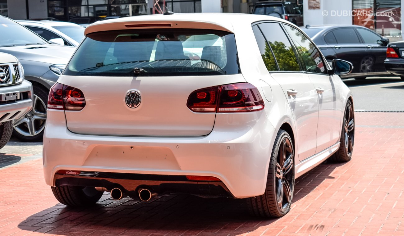 Volkswagen Golf R