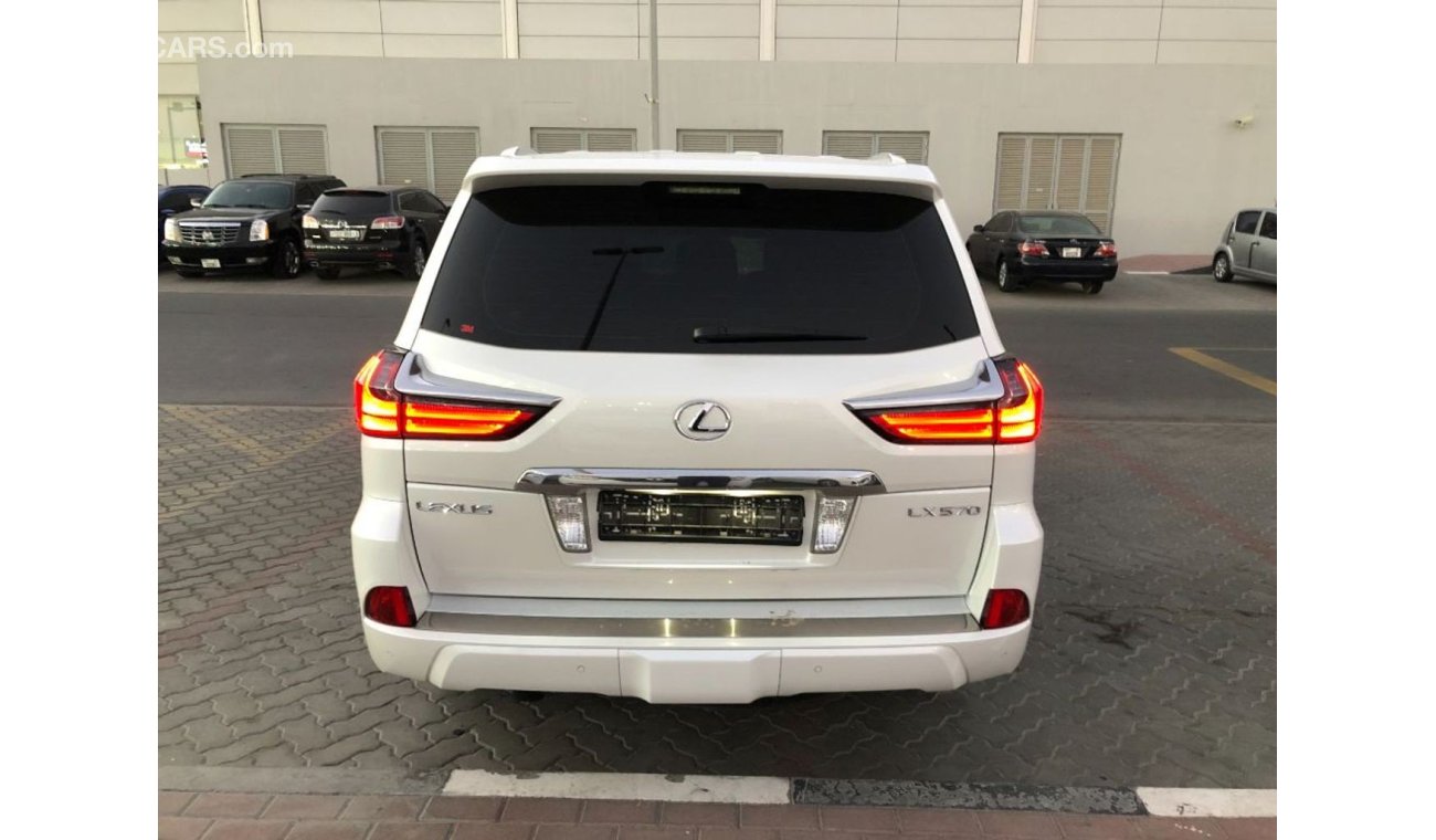 Lexus LX570