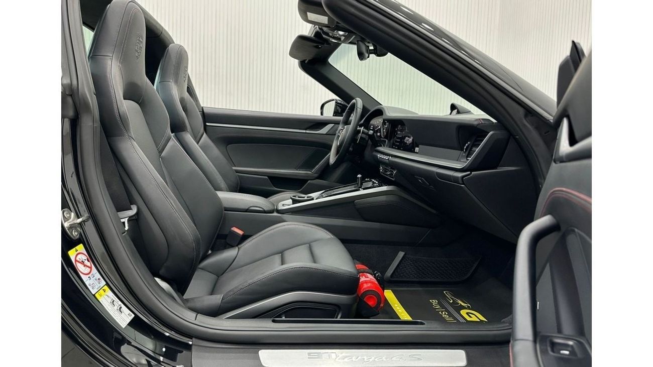 Porsche 911 2023 Porsche 911 Targa 4S, Dec 2025 Porsche Warranty, Very Low Kms, GCC