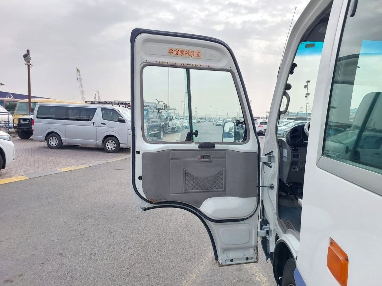 تويوتا كوستر (RAMADAN OFFER) TOYOTA COASTER BUS LHD 2013 MODEL 4.0 L DIESEL MANUAL(PM02167)