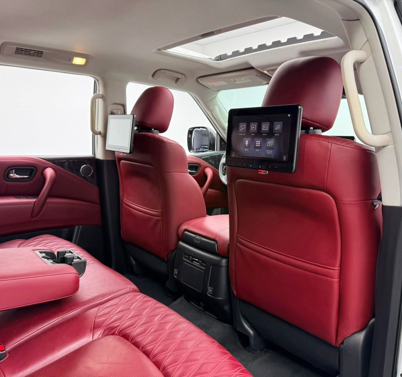 نيسان باترول 2023 Nissan Patrol SE Platinum, Auto Guard Warranty, Full Nissan Service History, GCC Specs