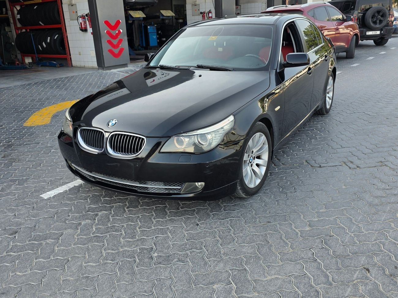 BMW 523i