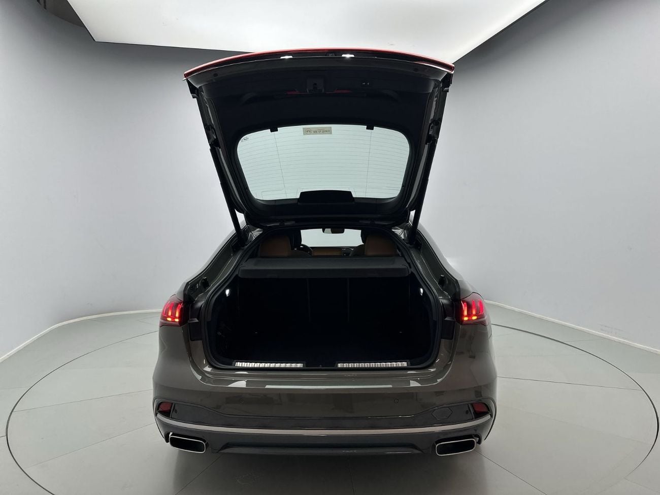 أودي A5 Sedan TFSI 150hp (Ref# 25574)