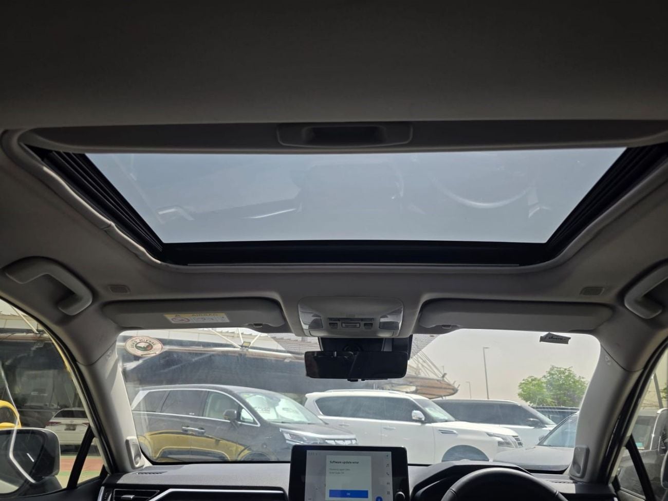 Toyota RAV4 2025 | 2.5L HYBRID ENGINE | AT | RHD | SUNROOF | PUSH START ENGINE | ELECTRIC VENTILATED SEATS | MEM