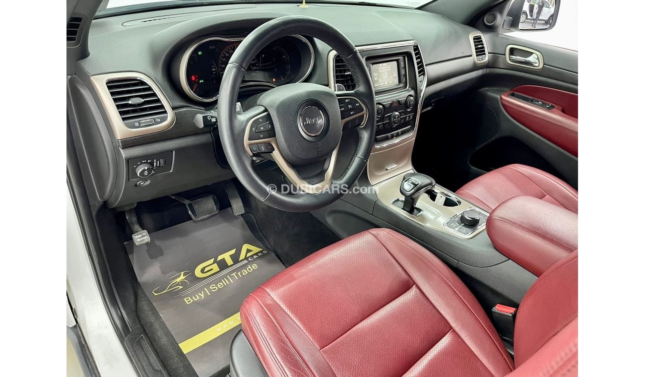 Jeep Grand Cherokee 2015 Jeep Grand Cherokee Laredo, Full Jeep Service History, Low Kms, GCC Specs