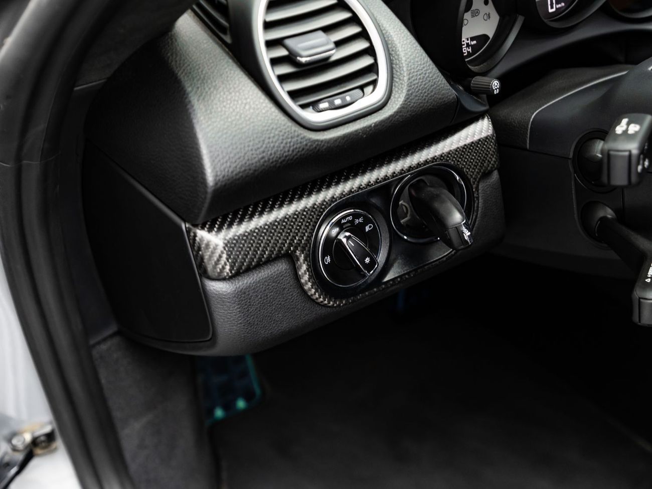 بورش كايمان 718 GT4 RS 4.0L (493 HP) A/T